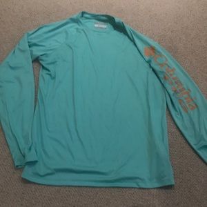 sun protection shirt in turquoise by columbia